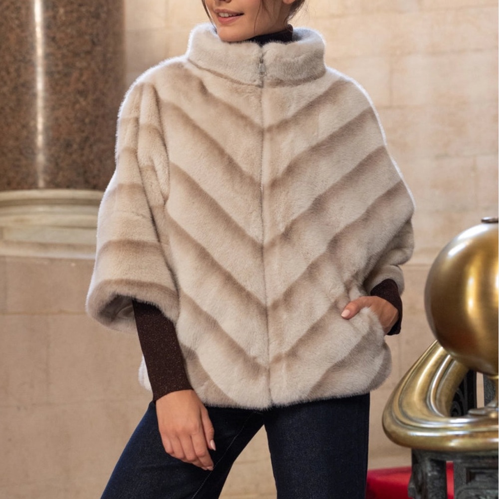ShopEvelynne Luxurious Cream Faux Fur  Jacket
